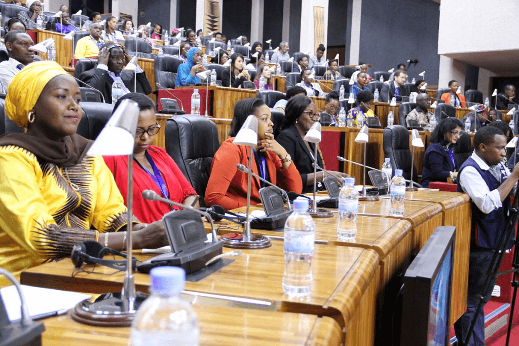 Ruandában a parlamentben az ülések 61%-át nők foglalják el
