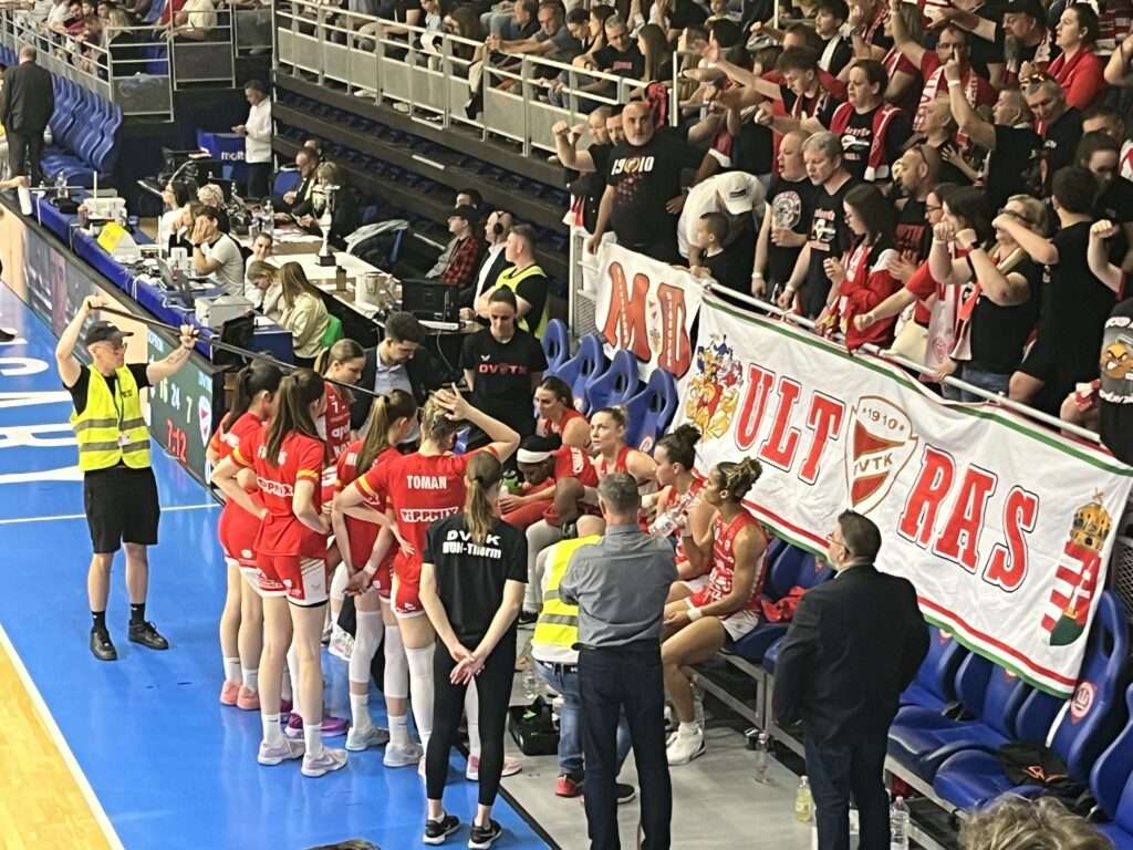 Fotó: Eligazítás a Diósgyőrnél / Forrás: Nagy Vanessza
