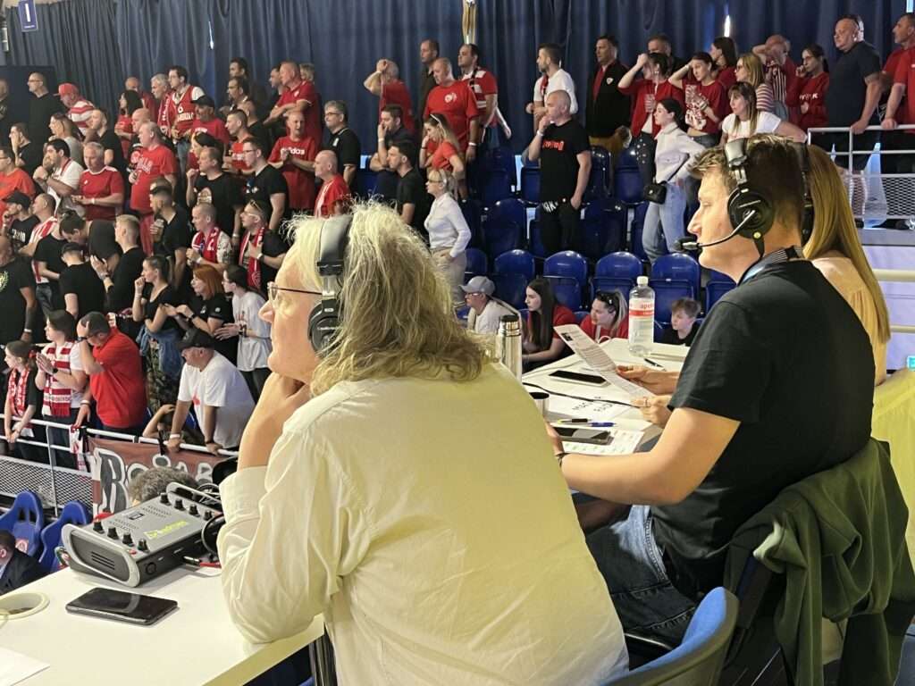 Fotó: Médiatribün, a ,,K” szektor / Forrás: Nagy Vanessza