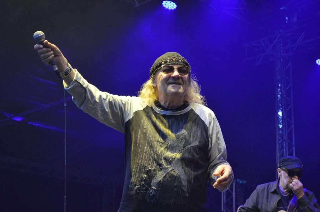 Kép: Minden korosztályt megtáncoltatott Charlie / Forrás: Juszkó Léna