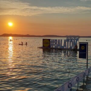 Balaton-átúszás borítókép, tó